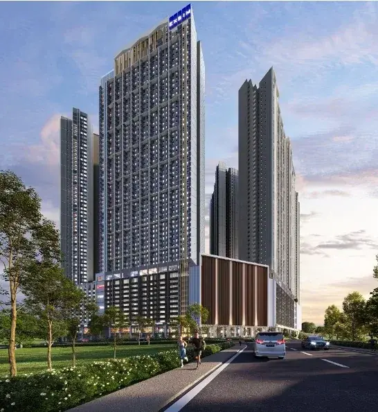 Causewayz Square towers from the street at Causewayz Square, JB City Centre